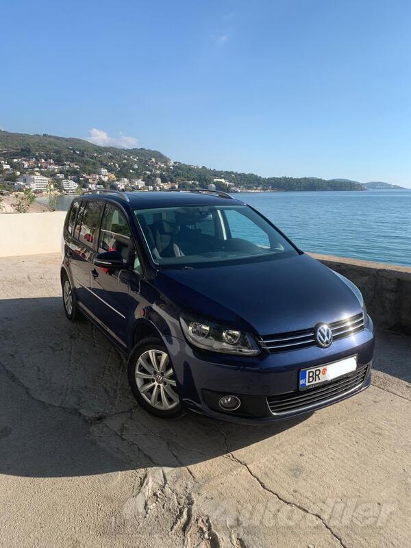 Volkswagen - Touran - 2,0TDI