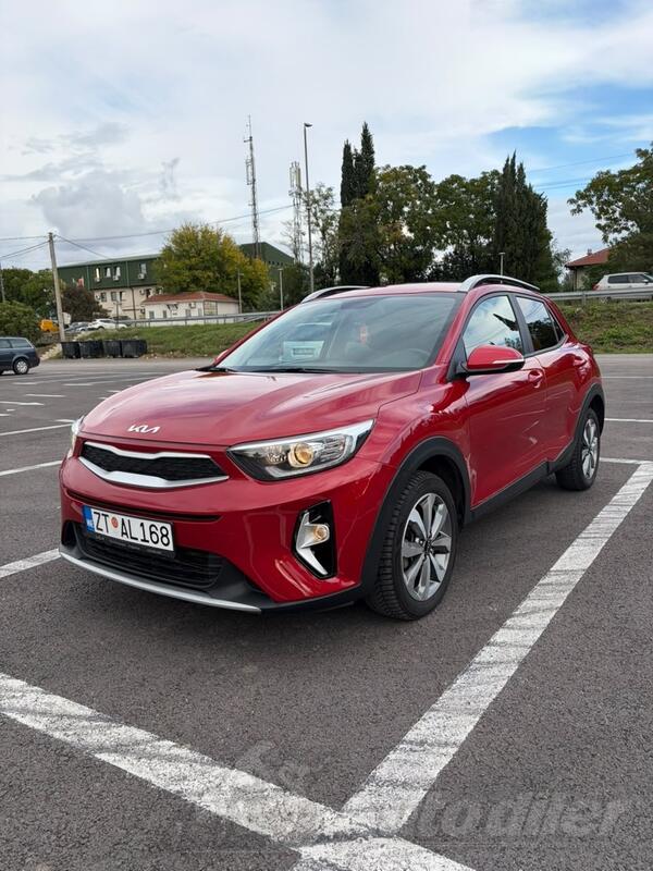 Kia - Stonic - 1.4 MPI A/T LX URBAN