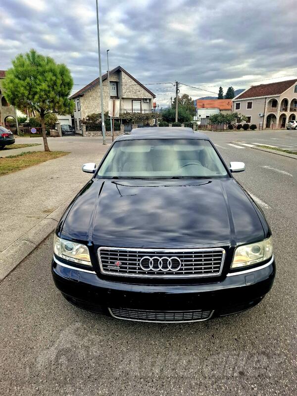 Audi - S8 - 4.2