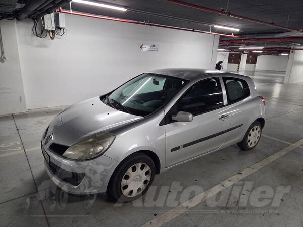 Renault - Clio - 1.5 dci