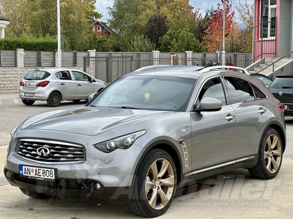 Infiniti - FX30 - 3.0