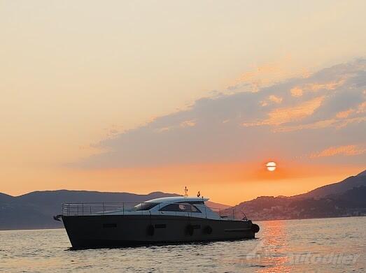 Abati yachts - Cyrus 13.8 hardtop