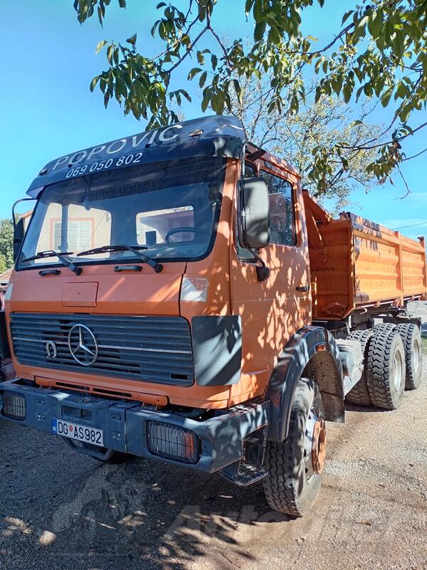 Mercedes Benz - 2626