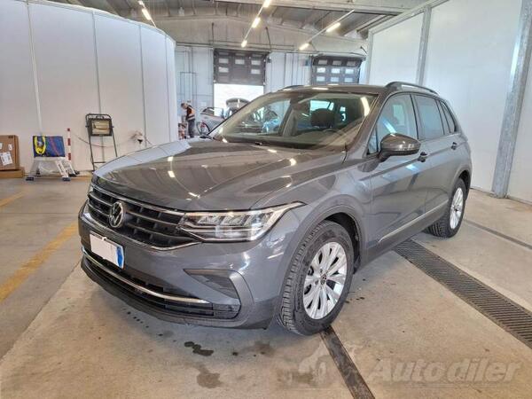 Volkswagen - Tiguan - 2.0 dsg Automatik