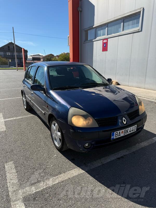 Renault - Clio - 1.5 DCI