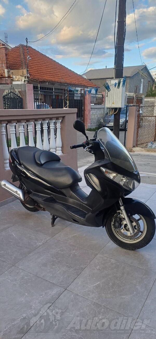 Suzuki - burgman