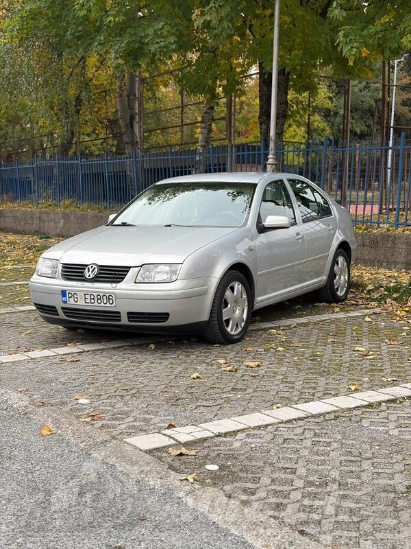 Volkswagen - Bora