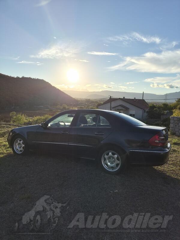 Mercedes Benz - E 220 - E 220 CDI 110 KW