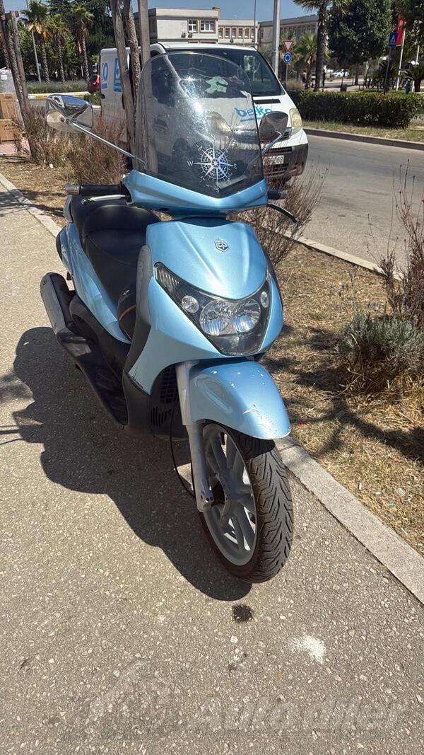 Piaggio - Beverly