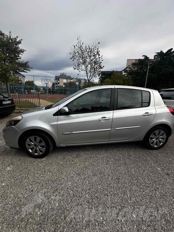 Renault - Clio - 1.5 DCI