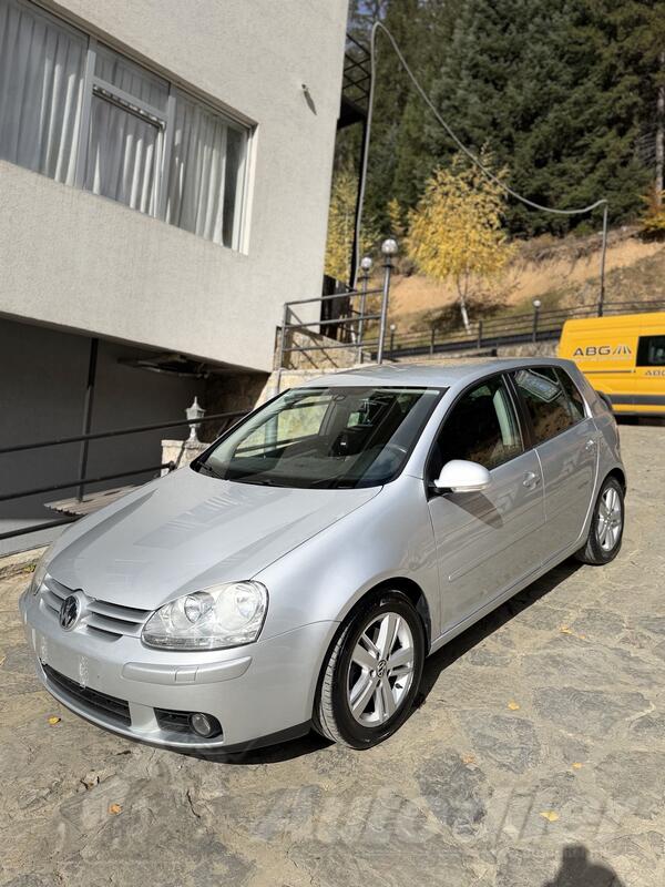 Volkswagen - Golf 5 - 2,0