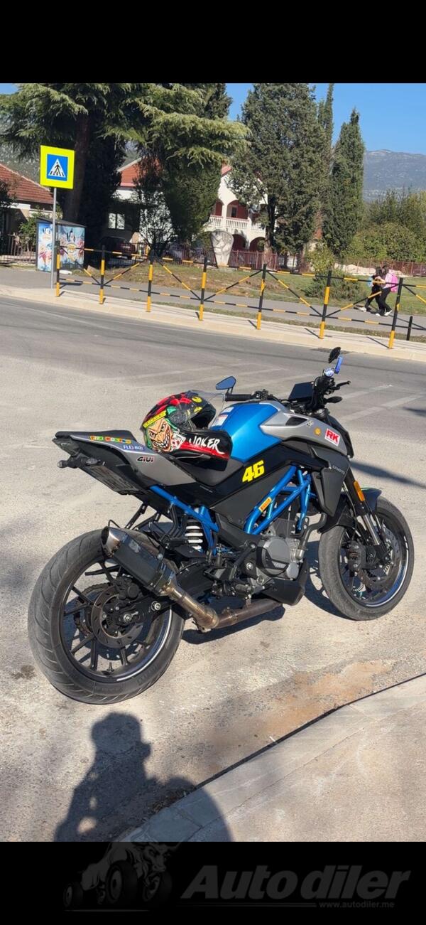 CFMoto - 300NK