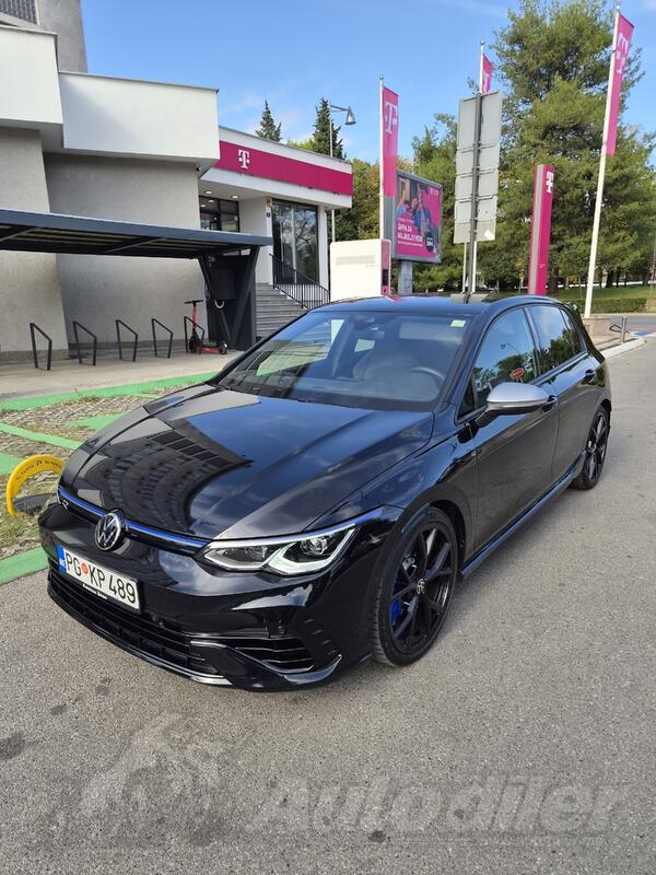 Volkswagen - Golf 8 - Golf R 2.0