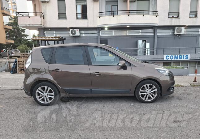 Renault - Scenic - 1.5 dci