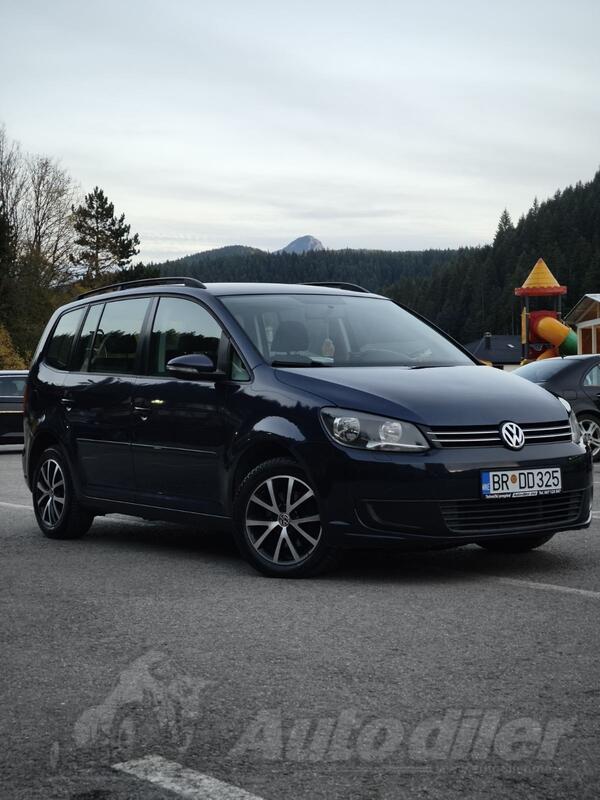 Volkswagen - Touran - Automatik ( 7 sjedista)