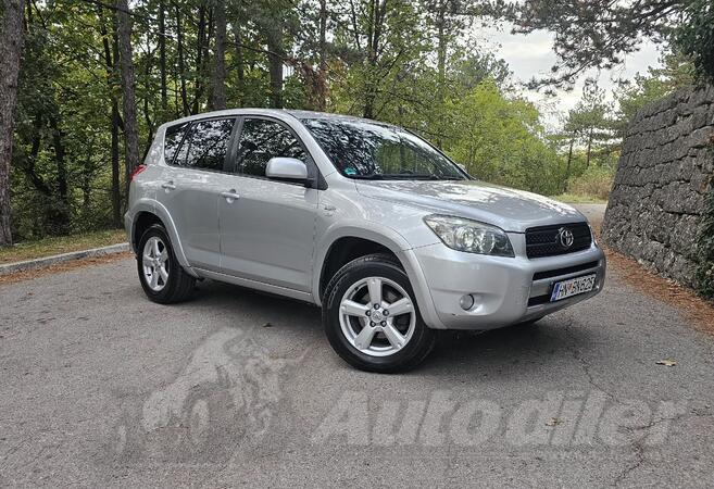 Toyota - RAV 4 - 2.2 D-CAT