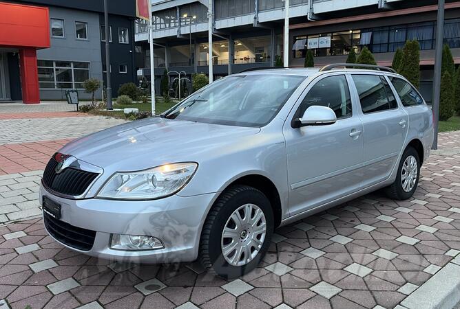 Škoda - Octavia - 1.6