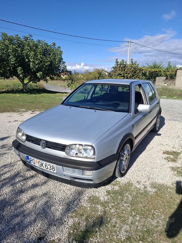 Volkswagen - Golf 3 - 1.6