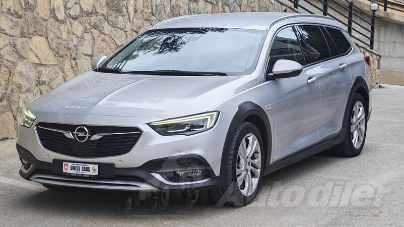 Opel - Insignia - SPORTS TOURER
