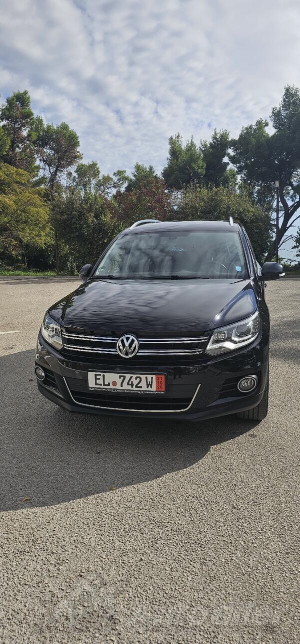 Volkswagen - Tiguan - 2.0 tdi