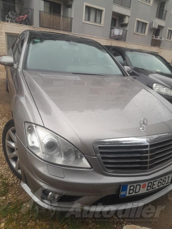 Mercedes Benz - E 220 - 2.0