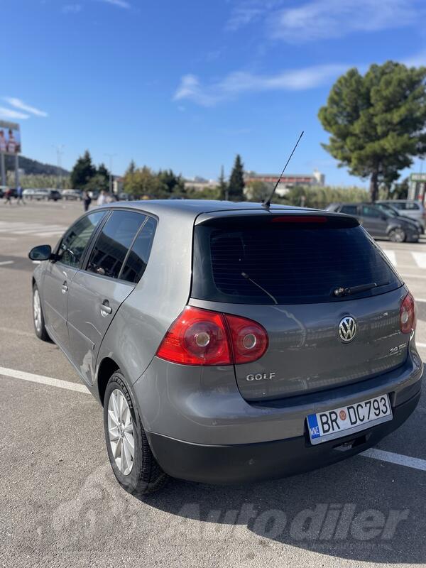 Volkswagen - Golf 5 - 2.0 Tdi