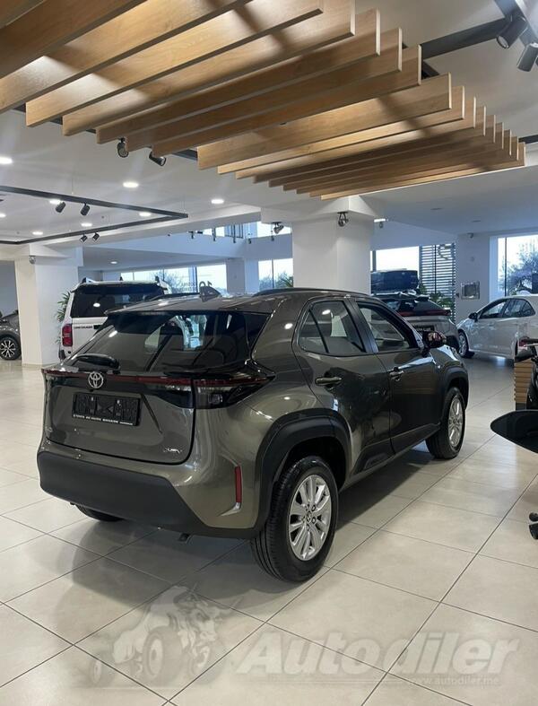Toyota - Yaris Cross - hybrid