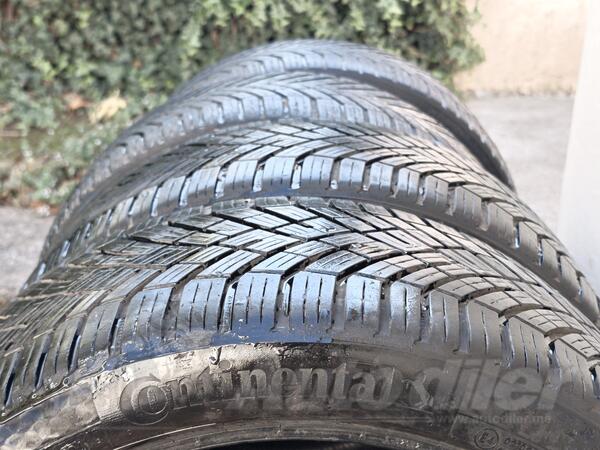 Continental - 225 40 18 - Zimska guma