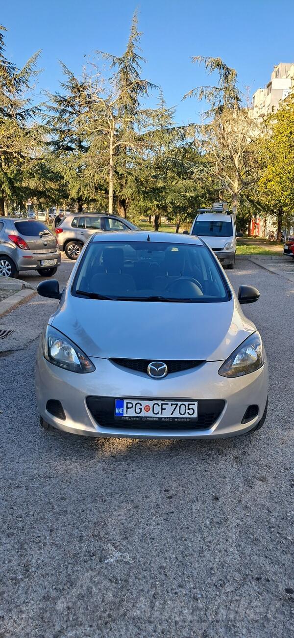 Mazda - 2 - 1.3