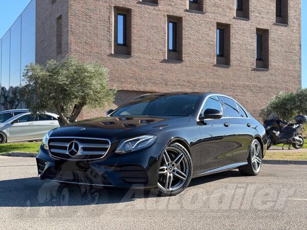 Mercedes Benz - E 220 - 220