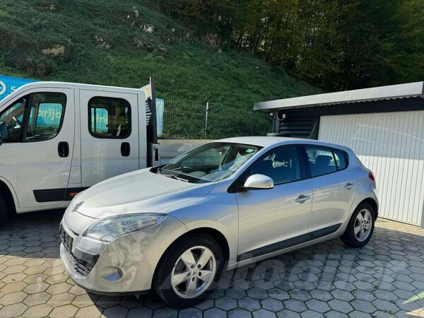 Renault - Megane - 1.9 dci
