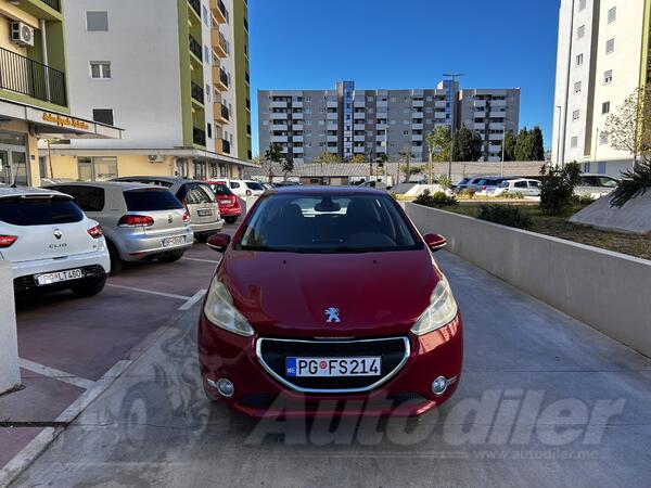 Peugeot - 208 - Pežo - 208 - 1.4 HDi