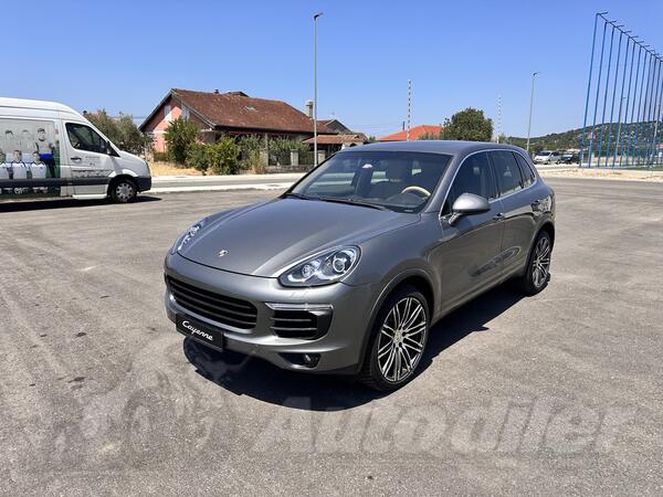 Porsche - Cayenne - 3.0 dizel restaling model