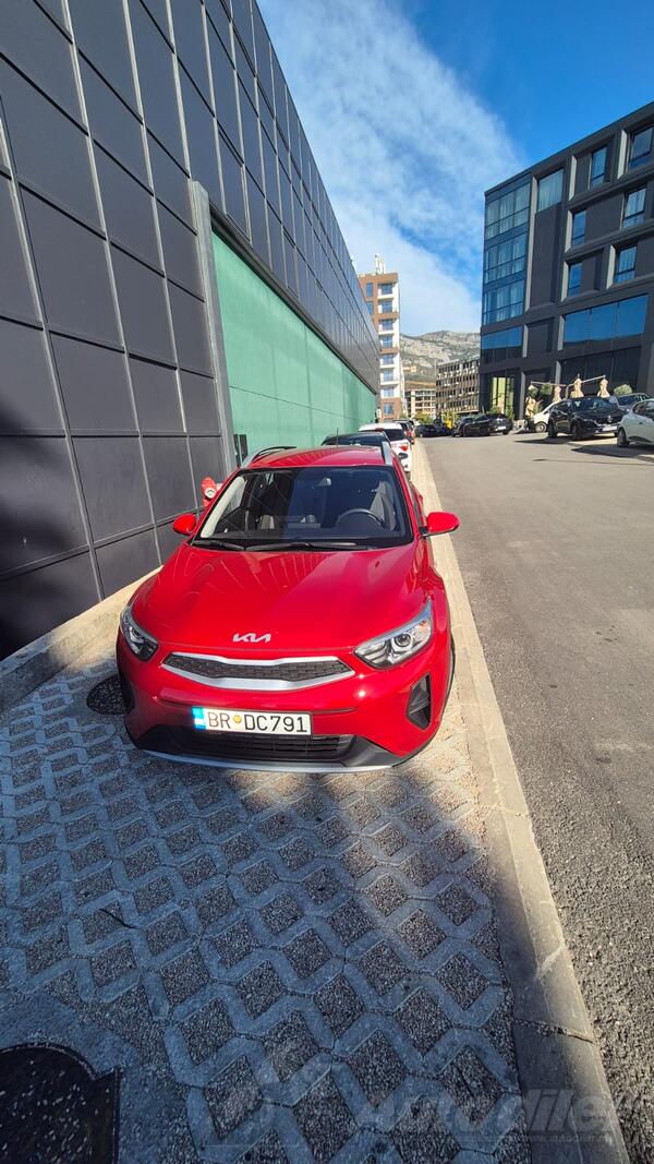 Kia - Stonic - 1.4 MPI A/T LX FUN