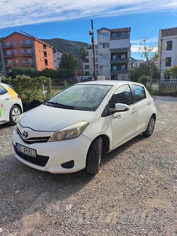 Toyota - Yaris - 1.3