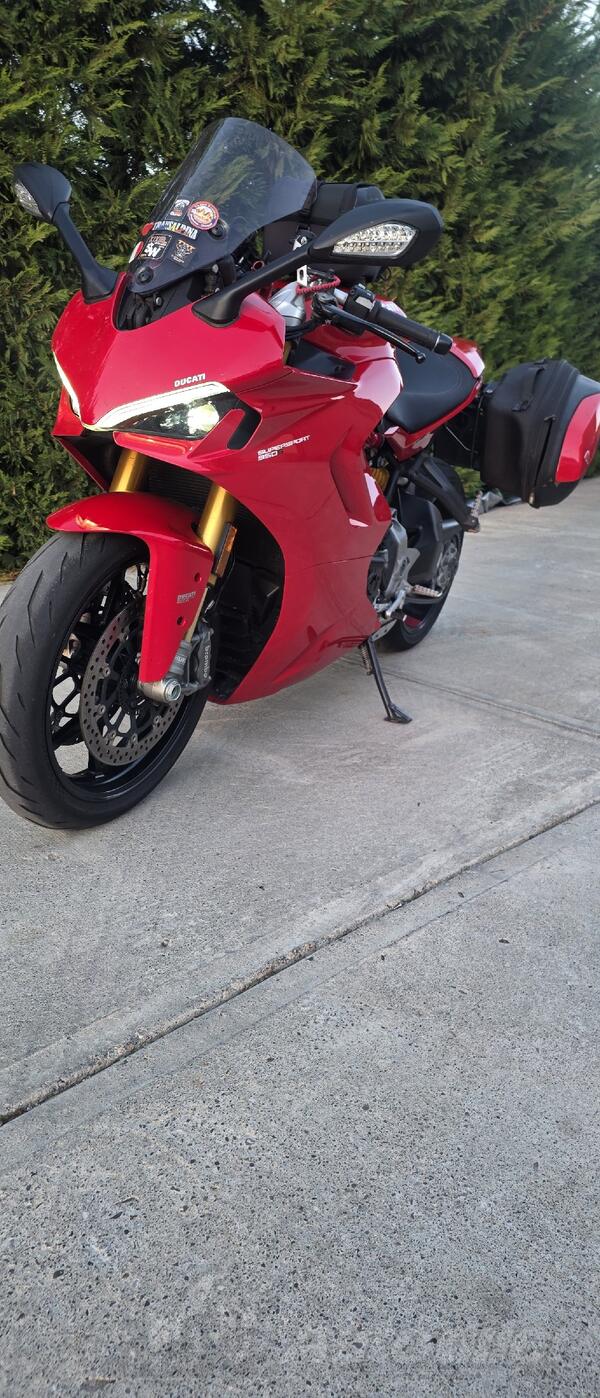 Ducati - 950s