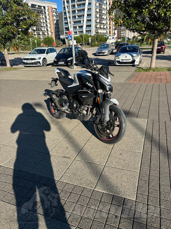 CFMoto - nk450