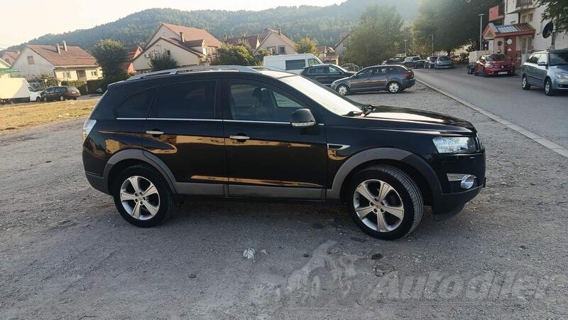 Chevrolet - Captiva - 2.2