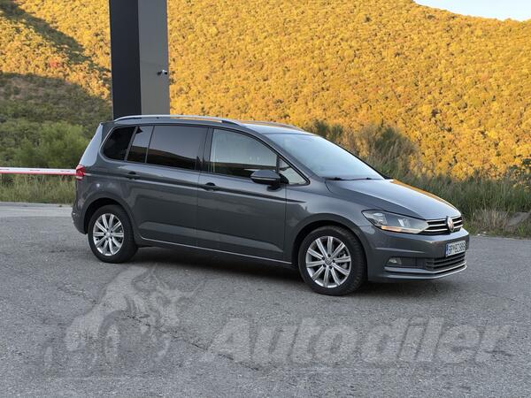 Volkswagen - Touran - 2.0