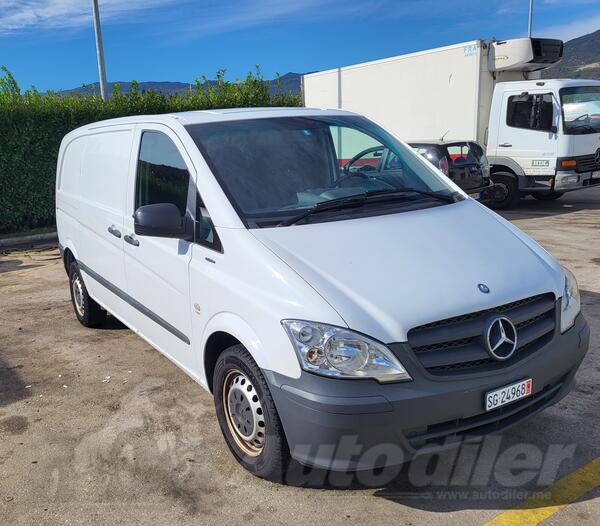 Mercedes Benz - 110