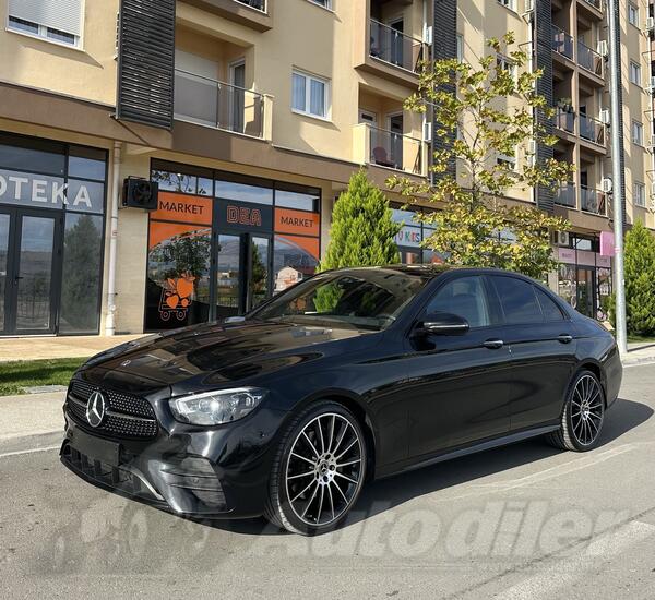 Mercedes Benz - E 220 - AMG BURMESTER