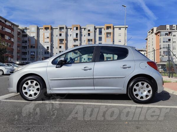 Peugeot - 207 - 1.6 hdi