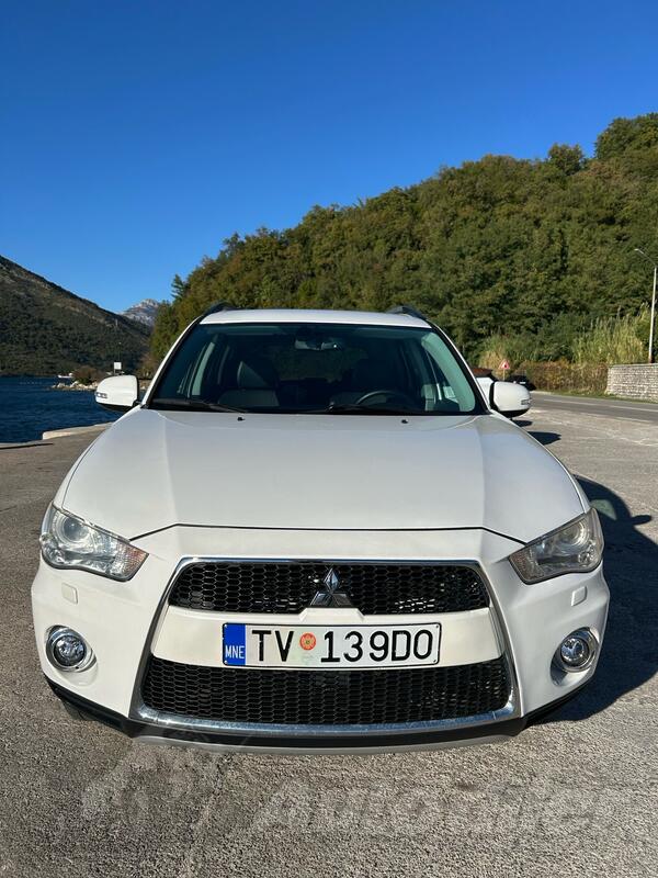 Mitsubishi - Outlander - 2.2 DI-D 177KS 4x4