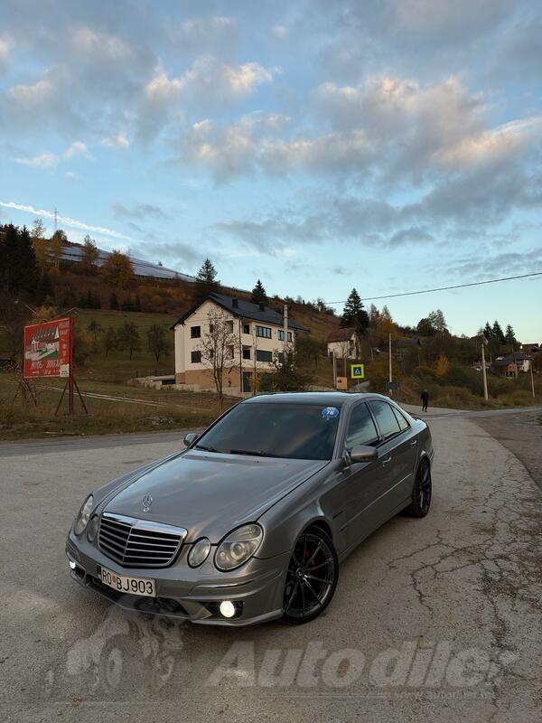 Mercedes Benz - E 270 - W211