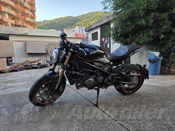 Benelli - 752s