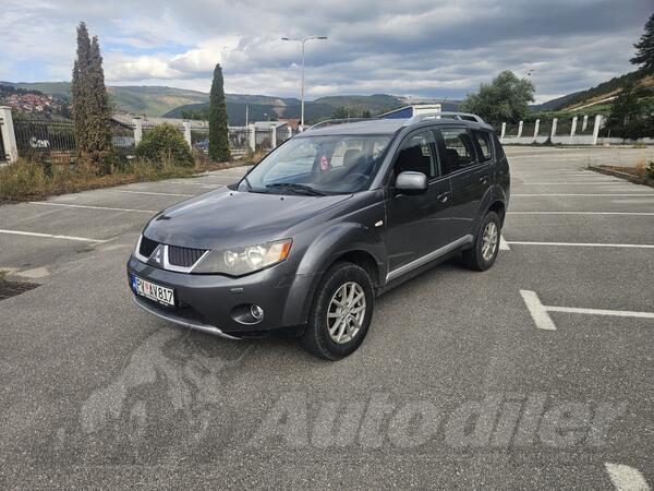 Mitsubishi - Outlander - 2.0