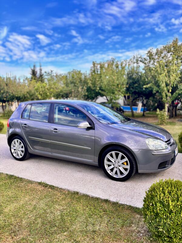 Volkswagen - Golf 5 - 1.9 tdi