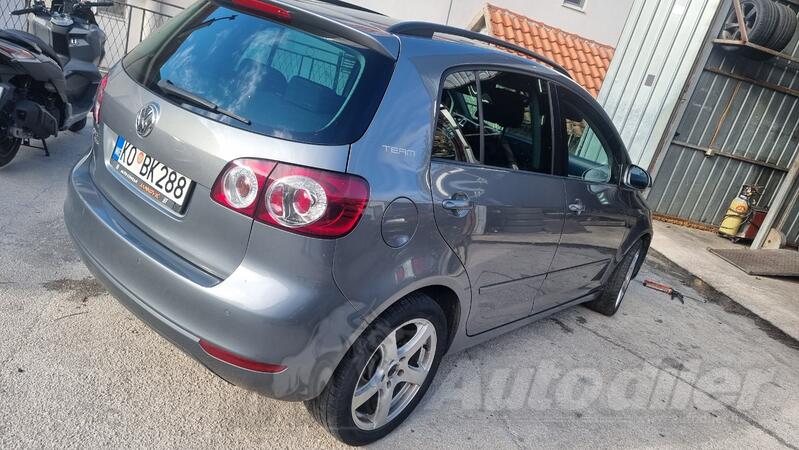 Volkswagen - Golf Plus - CAYC