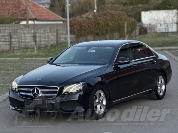 Mercedes Benz - E 200 - 2.2CDI