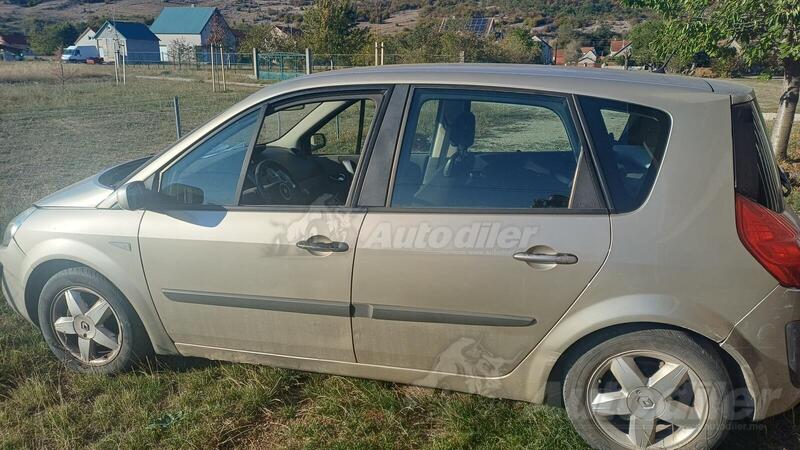 Renault - Scenic - 1.5